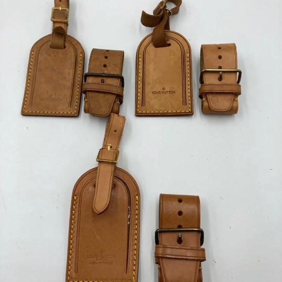 Authentic LOUIS VUITTON Name Tags & Belts - Picture 3 of 10